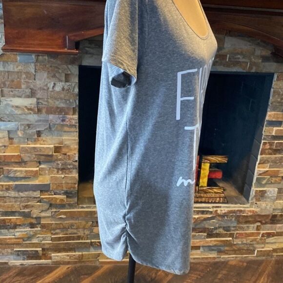 MATERNITY top-runs small - Picture 4 of 5